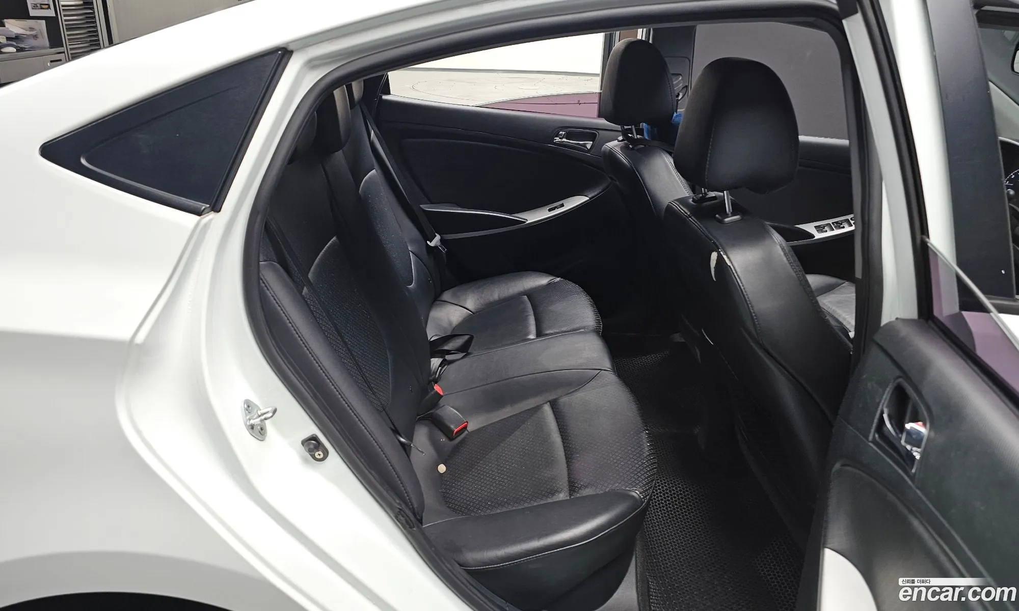Hyundai Accent 2011 KMHCT41CBBU000396 — 6