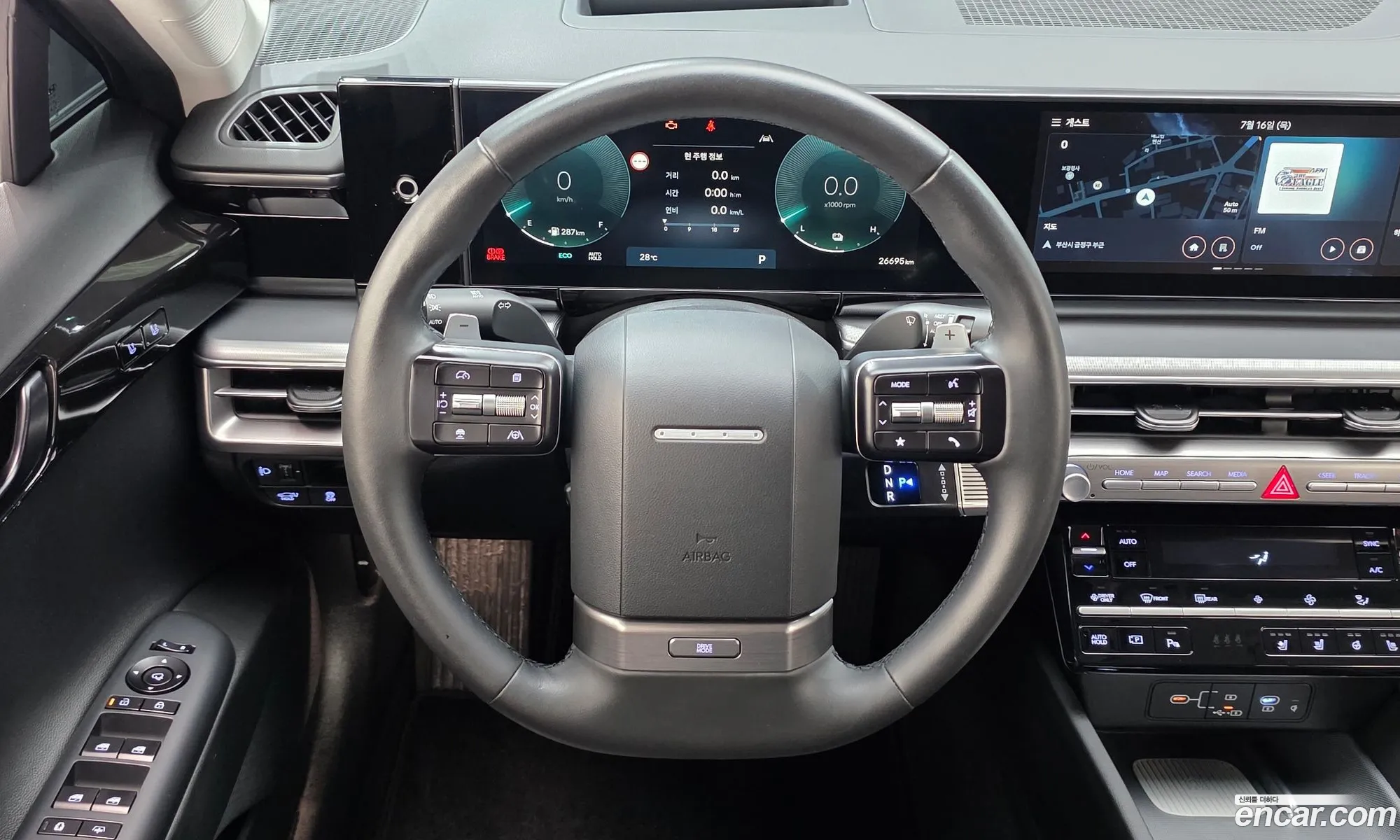Hyundai Grandeur Hybrid 2024 — 25