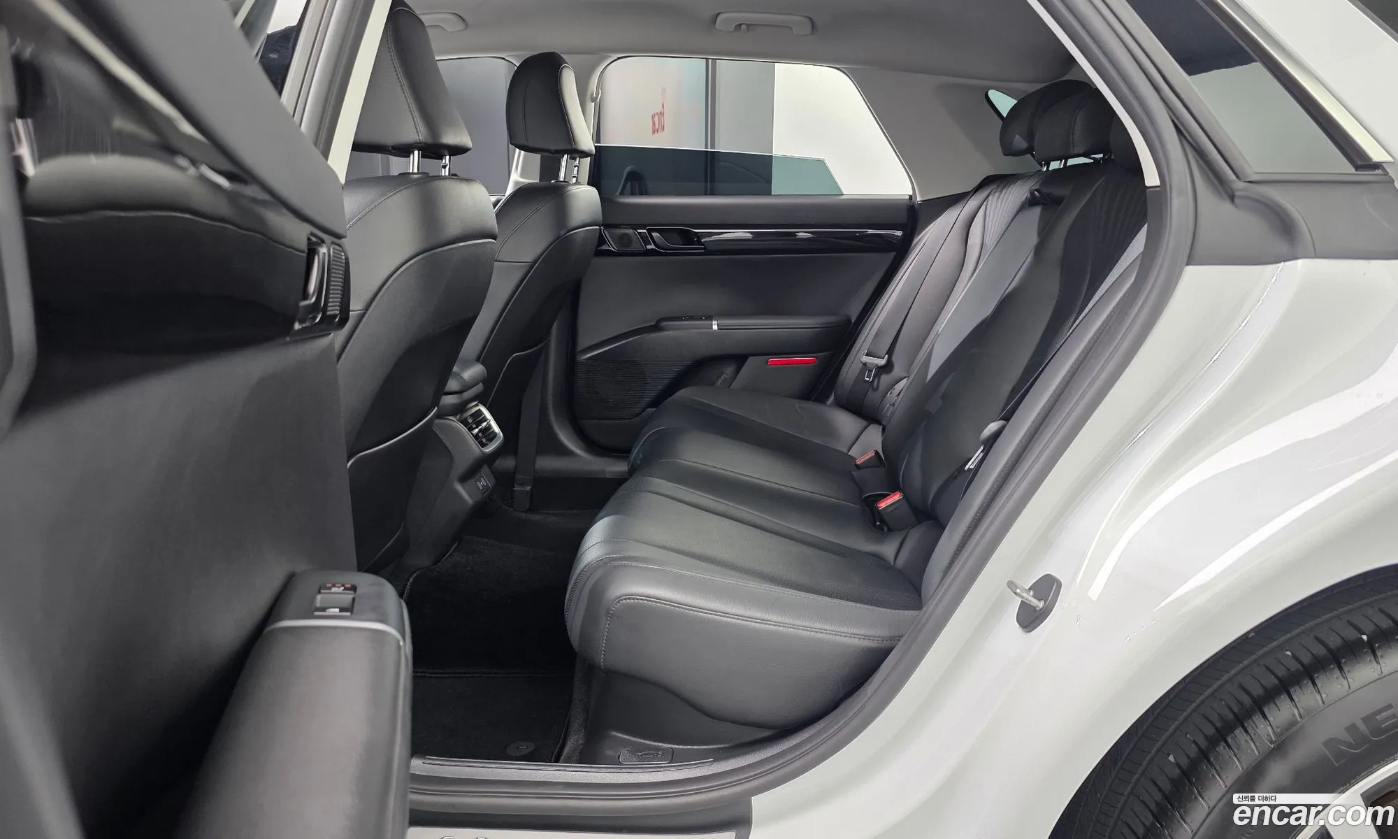 Hyundai Grandeur Hybrid 2024 — 7