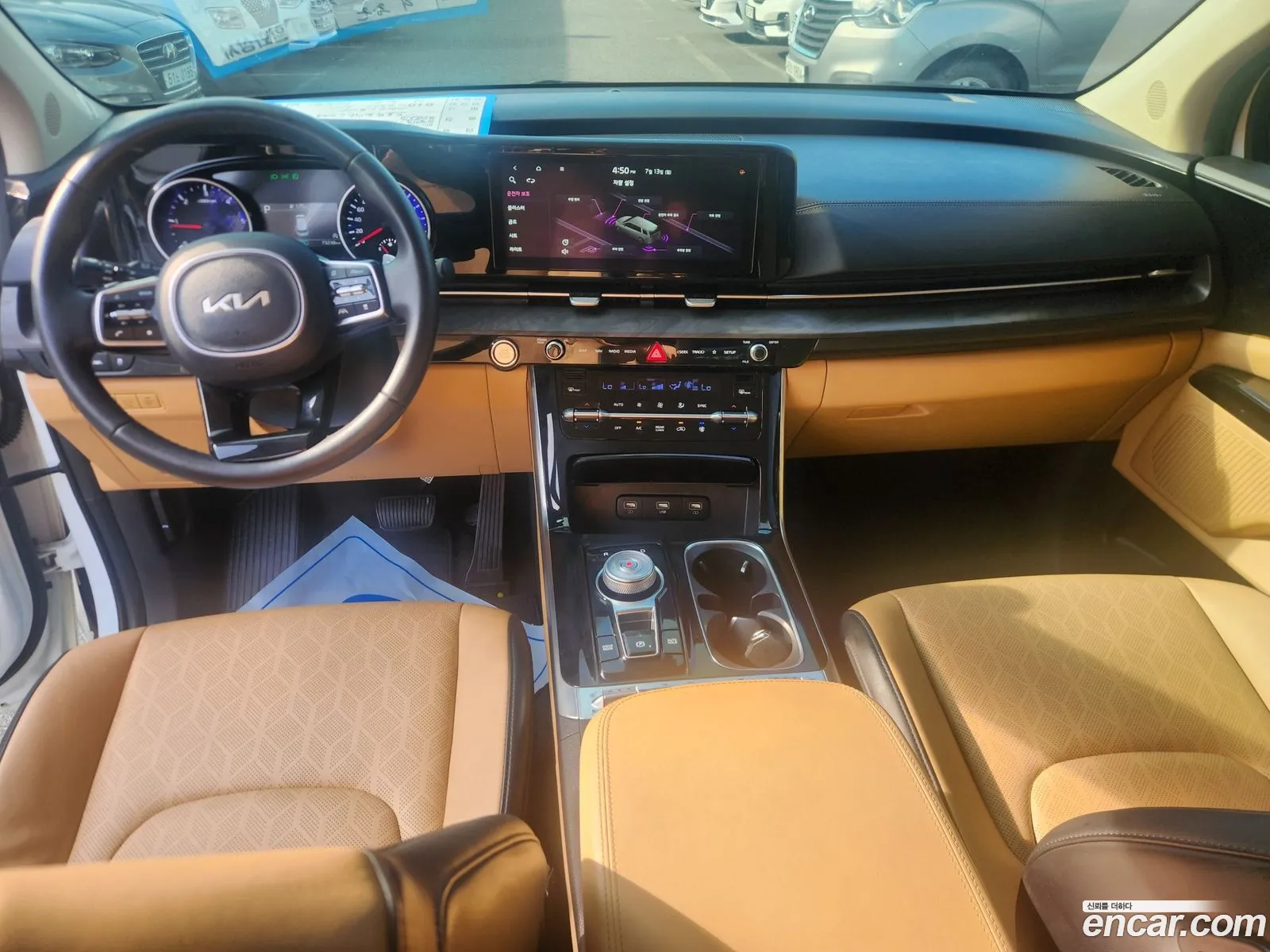 Kia Carnival 2022 — 12