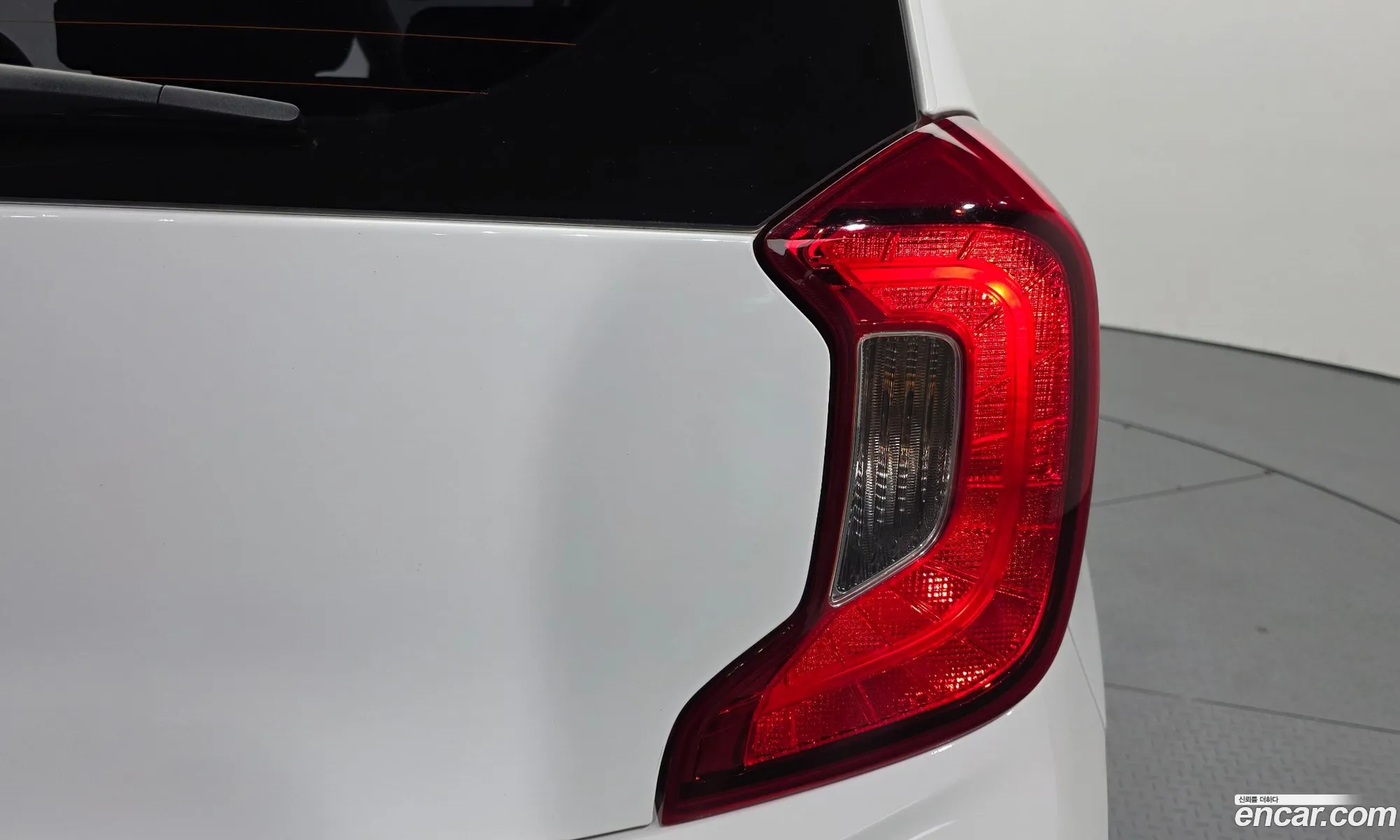 Kia Morning Urban 2022 — 23