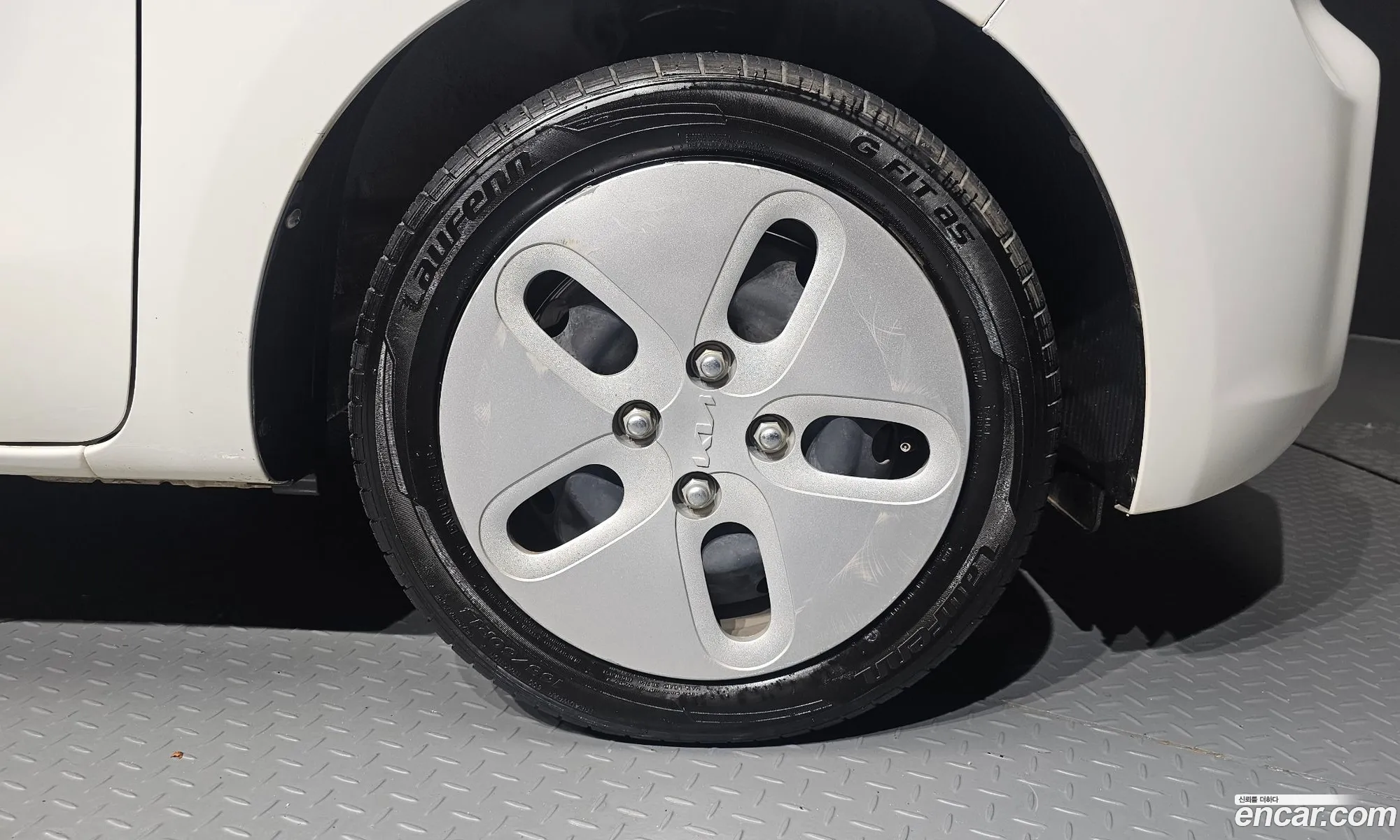 Kia Ray 2022 KNACF911BNT319719 — 17
