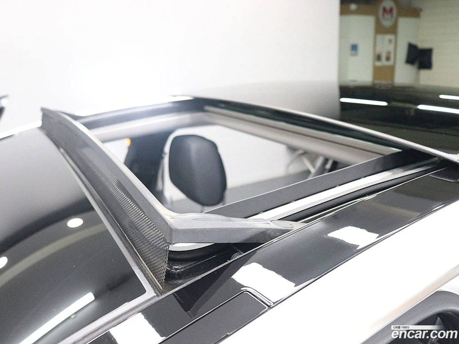 Mercedes-Benz E-Class W212 2013 — 11