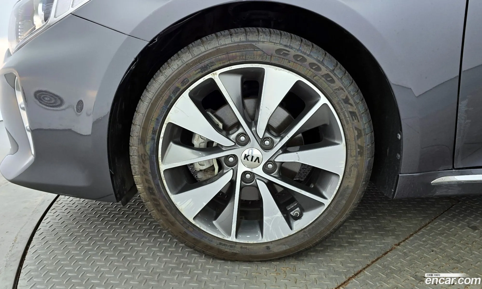 Kia K5 2015 — 16