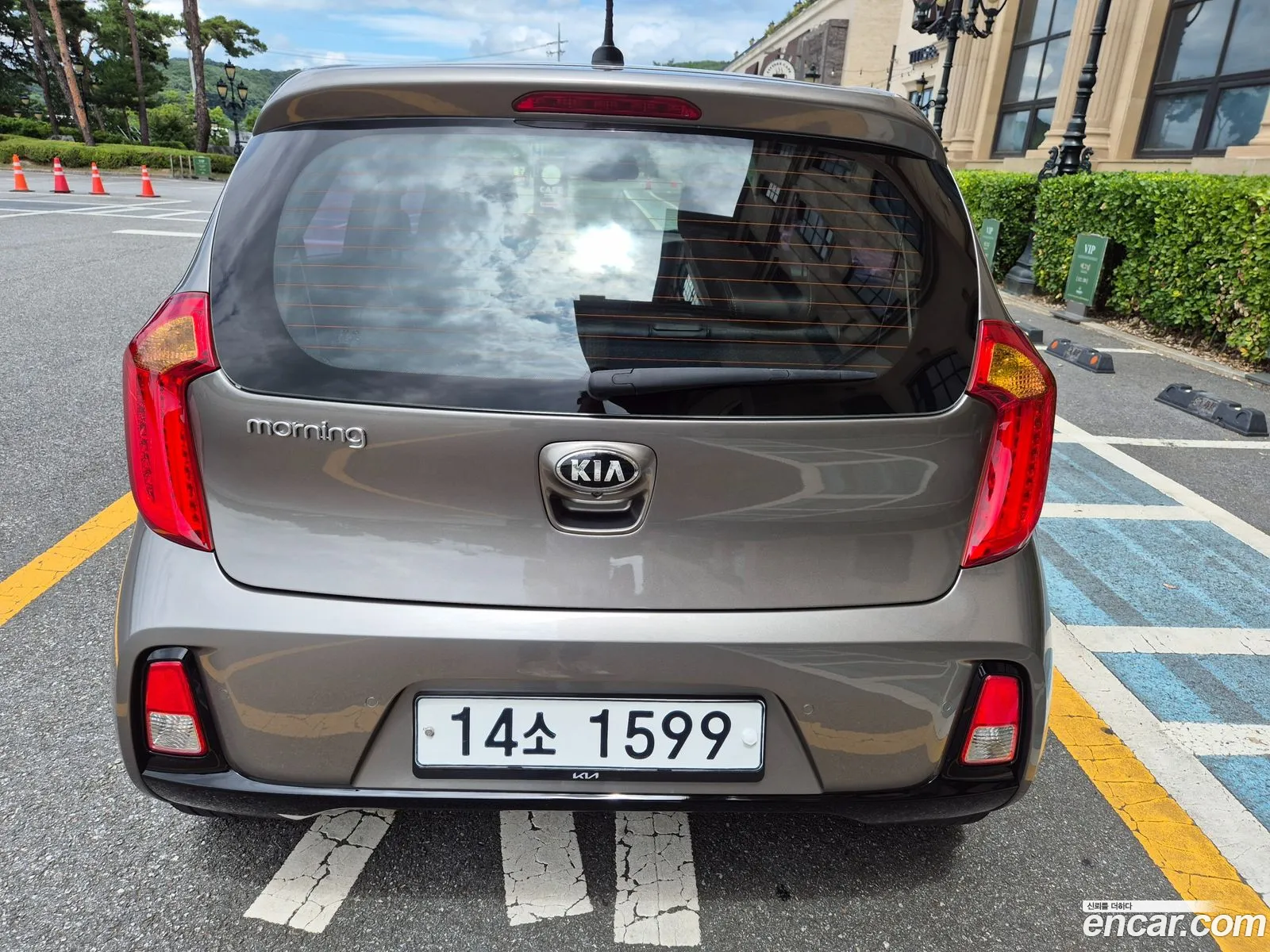 Kia Morning 2015 — 13