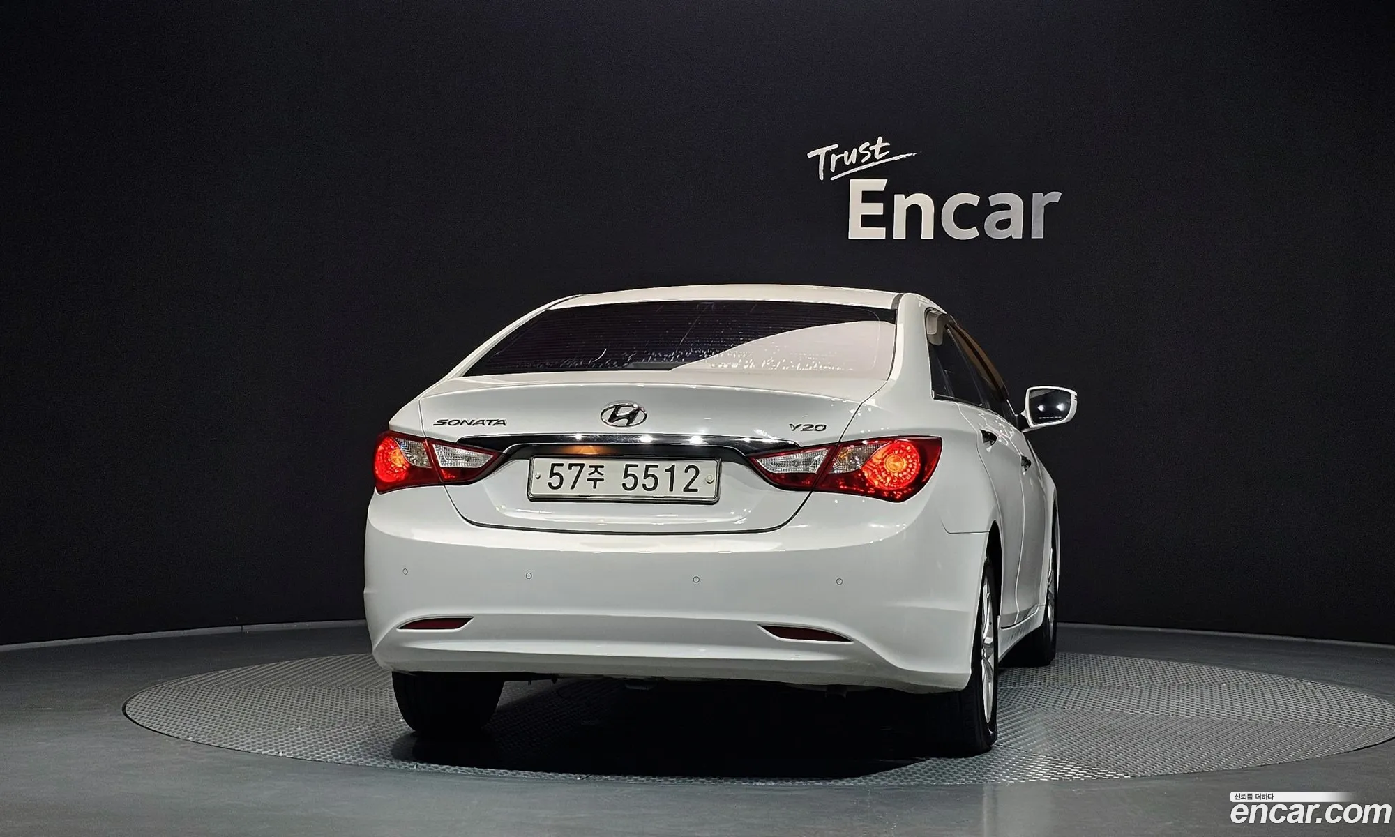 Hyundai YF Sonata 2012 KMHEC41LBCA411224 — 10