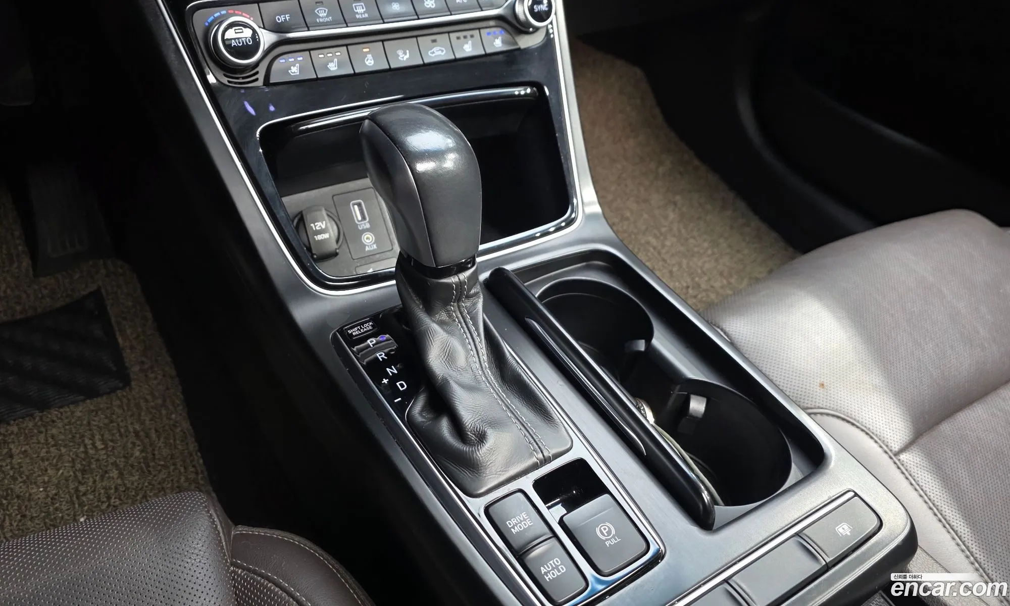 Hyundai Grandeur IG 2017 — 16
