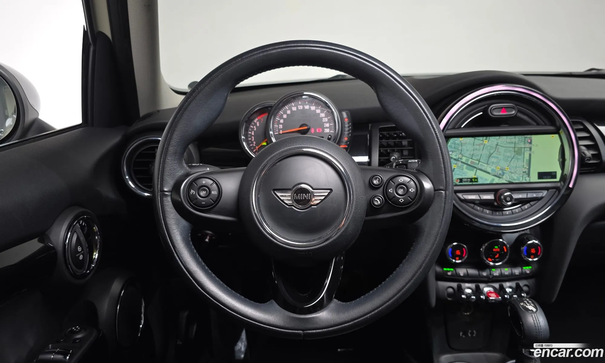Mini Cooper 2015 WMWXS5105F2B04954 — 9