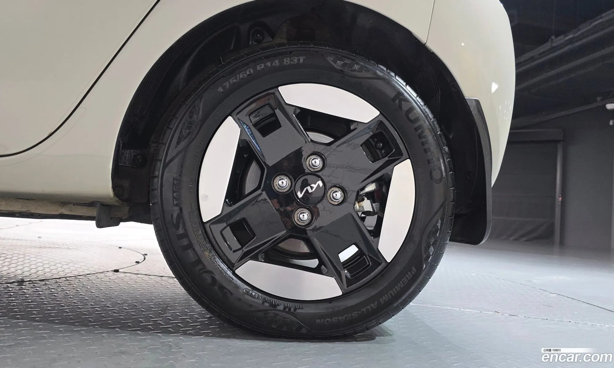 Kia Kia Ray EV 2024 KNACG81AFRT007654 — 11