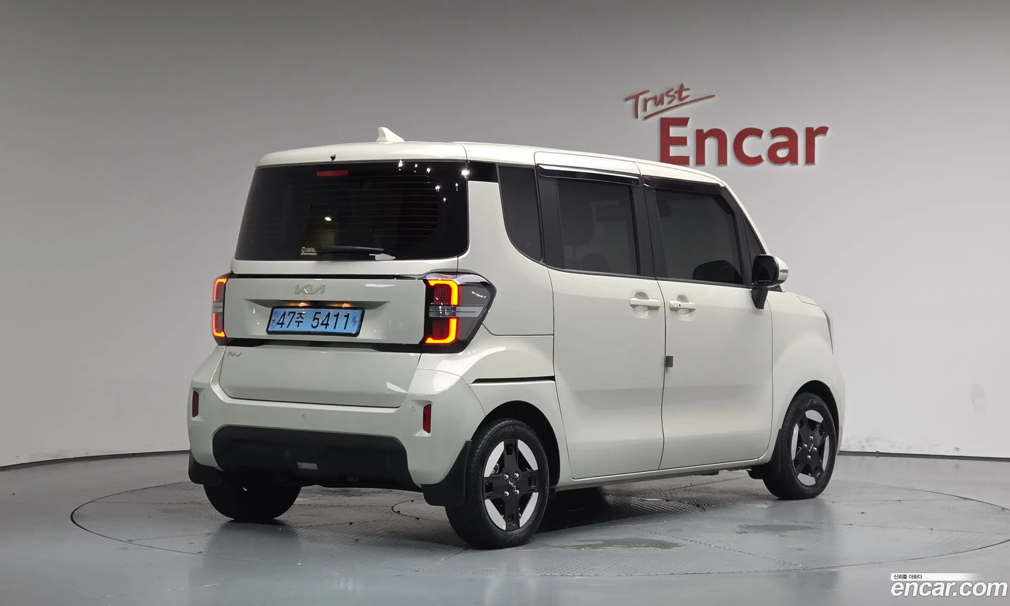 Kia Kia Ray EV 2024 — 13