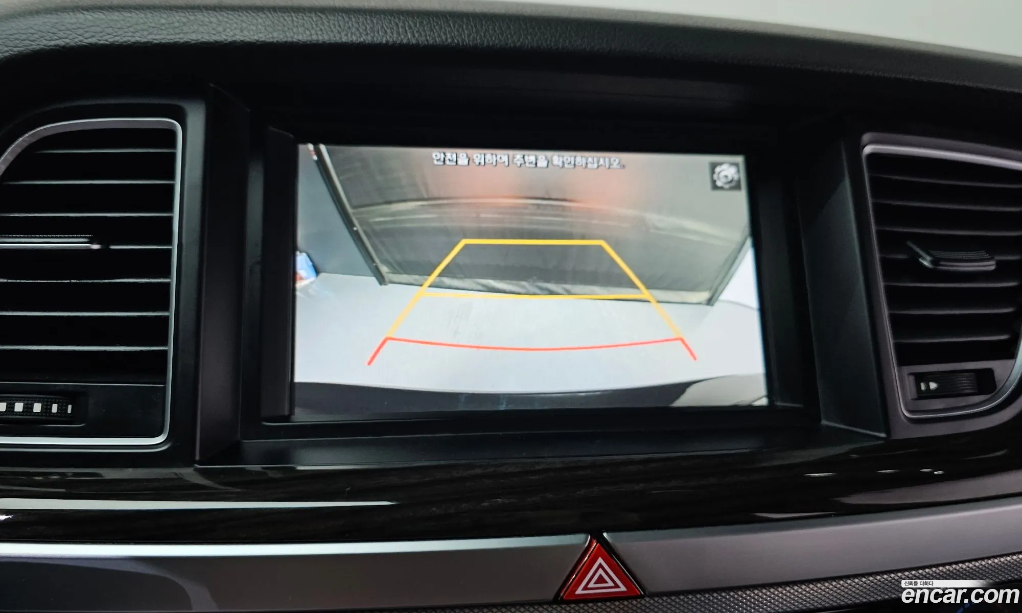 Genesis G80 2019 KMHGL41DBLU340305 — 9