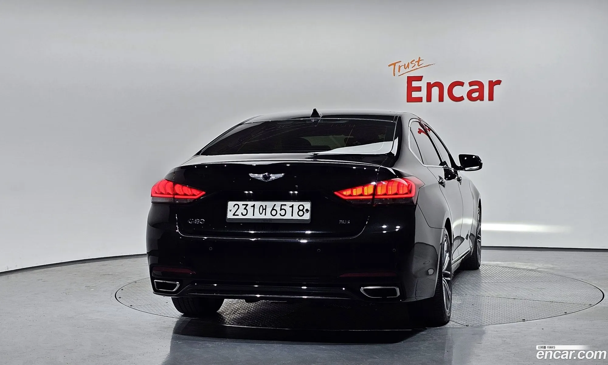 Genesis G80 2019 KMHGL41DBLU340305 — 3
