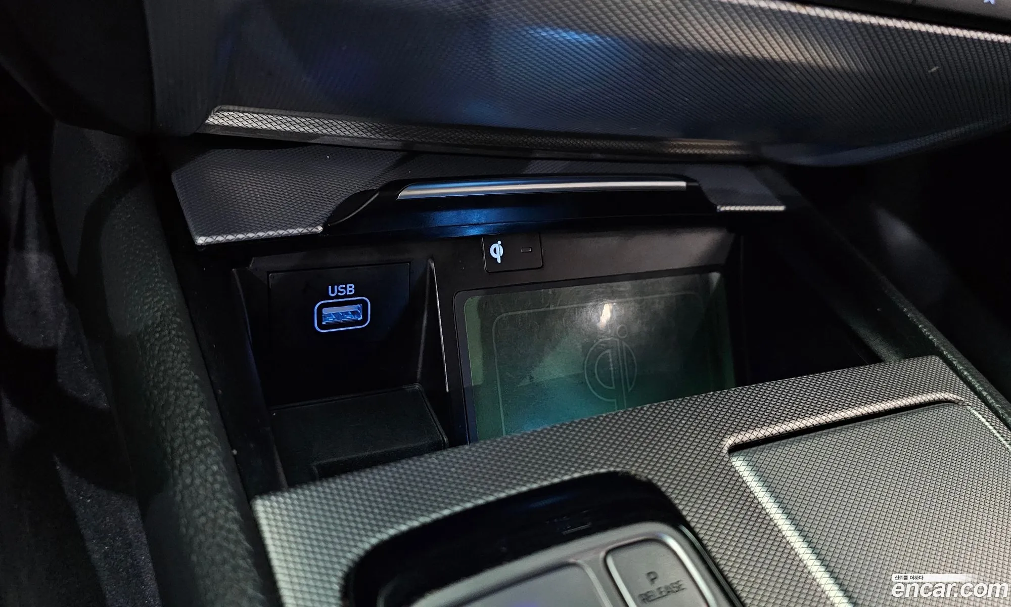 Genesis G80 2019 KMHGL41DBLU340305 — 11