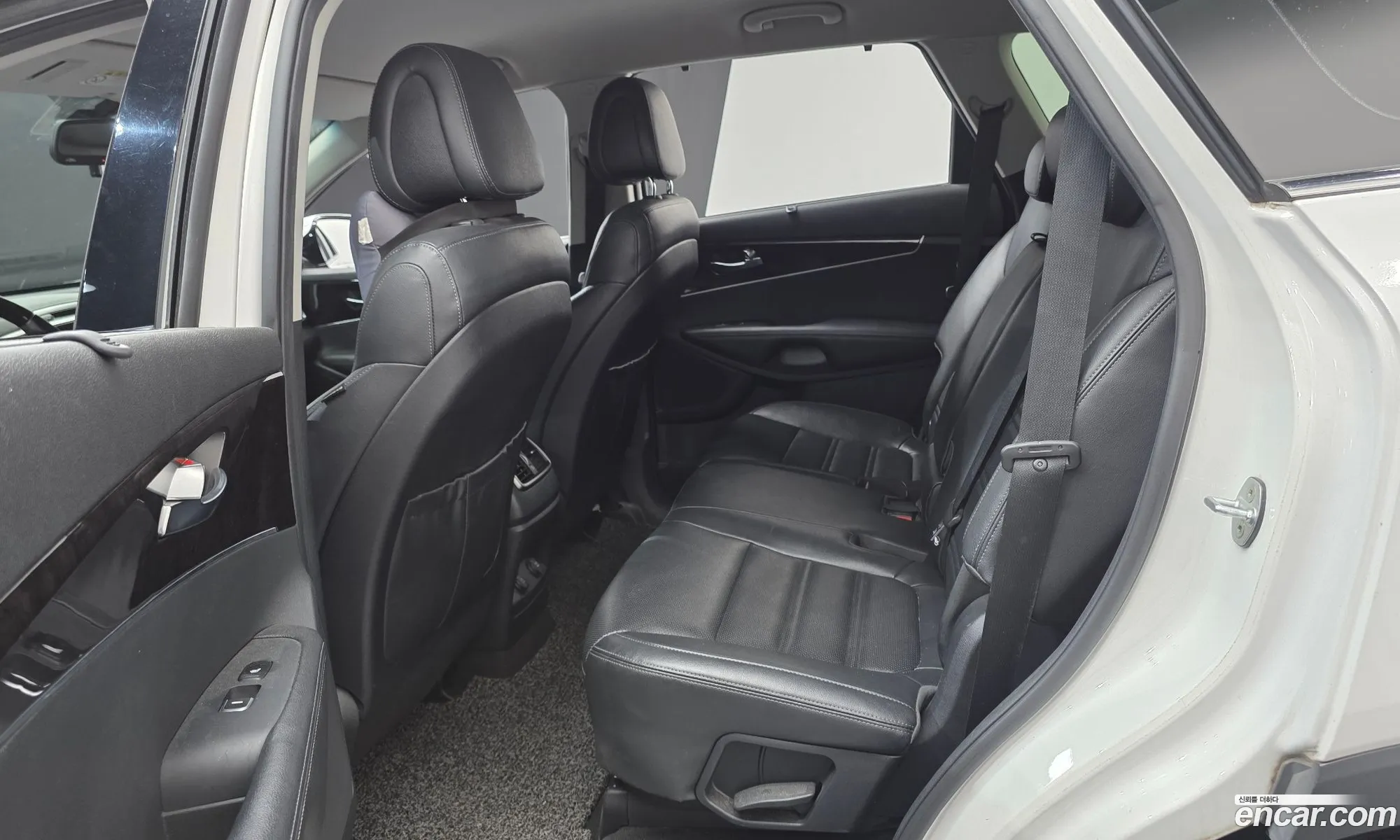 Kia Sorento 2015 KNAPS81ABFA121212 — 13