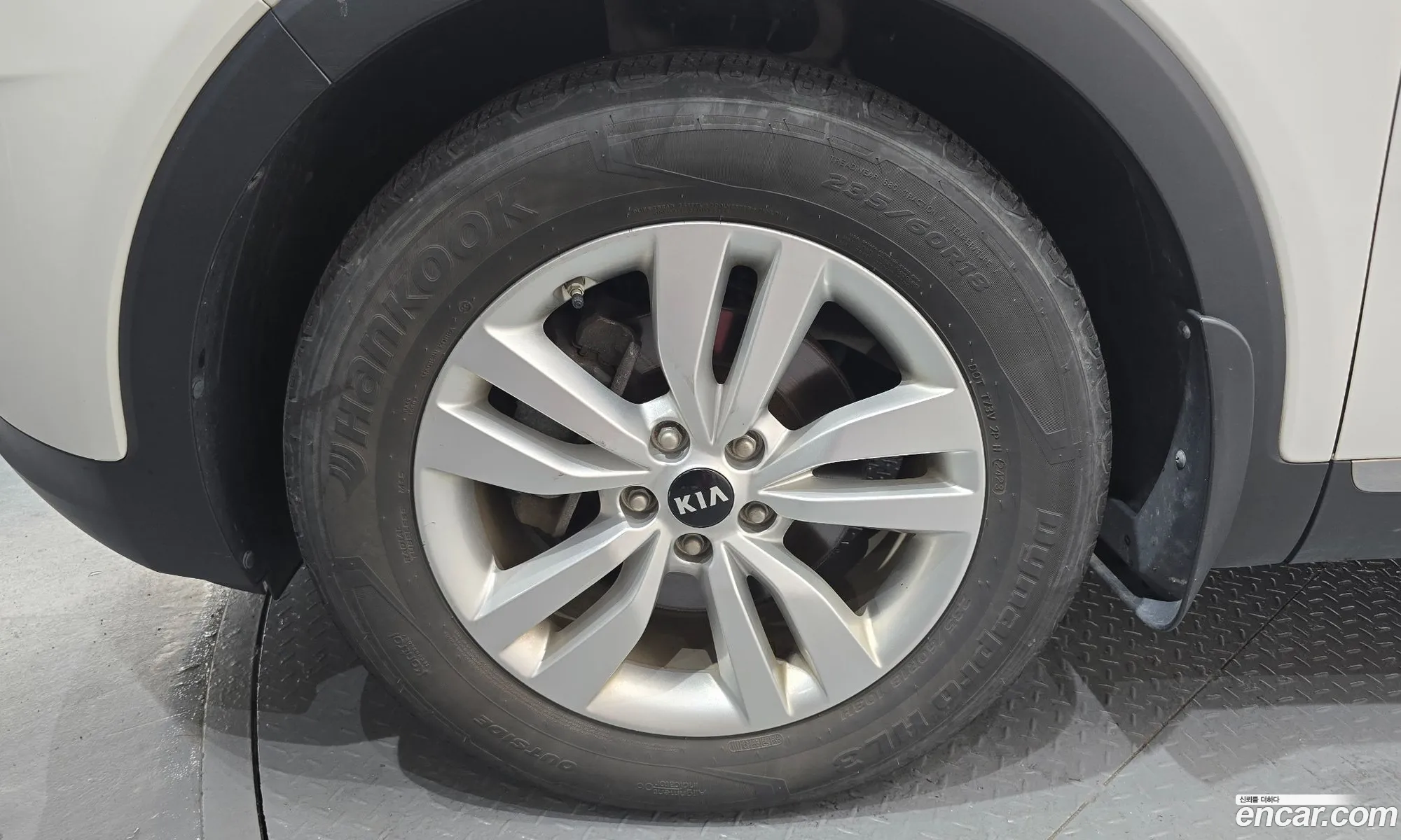 Kia Sorento 2015 KNAPS81ABFA121212 — 12
