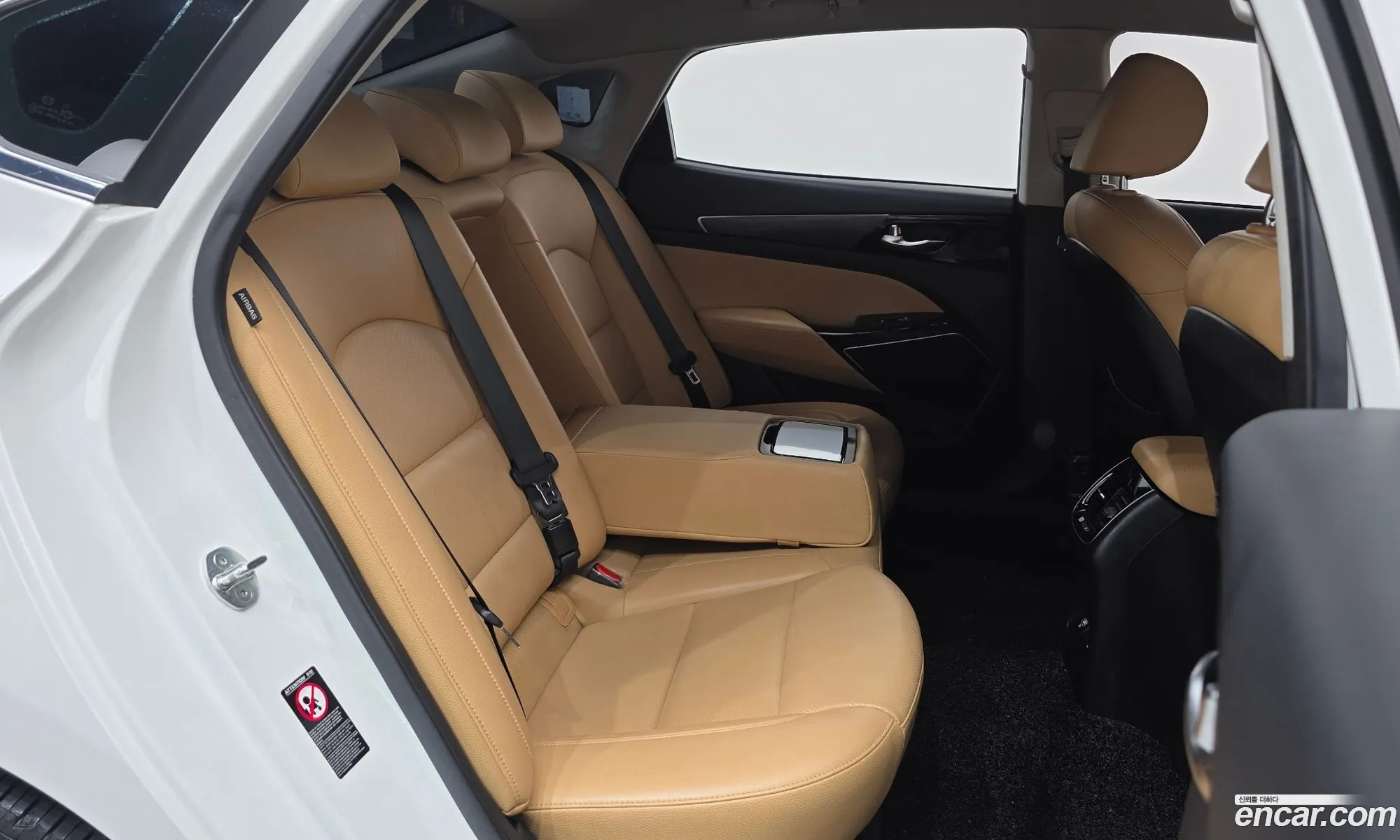 Kia K7 Premier 2020 KNALC41BBLA216860 — 17