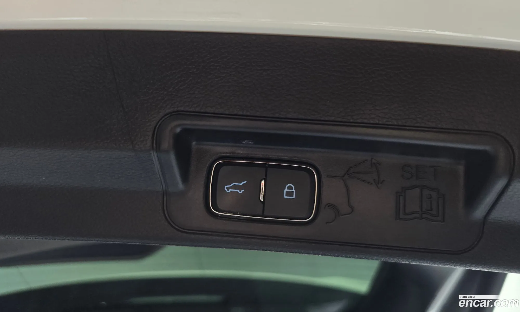 Ford Explorer 6th Gen 2022 1FM5K8HC5NGC25974 — 20