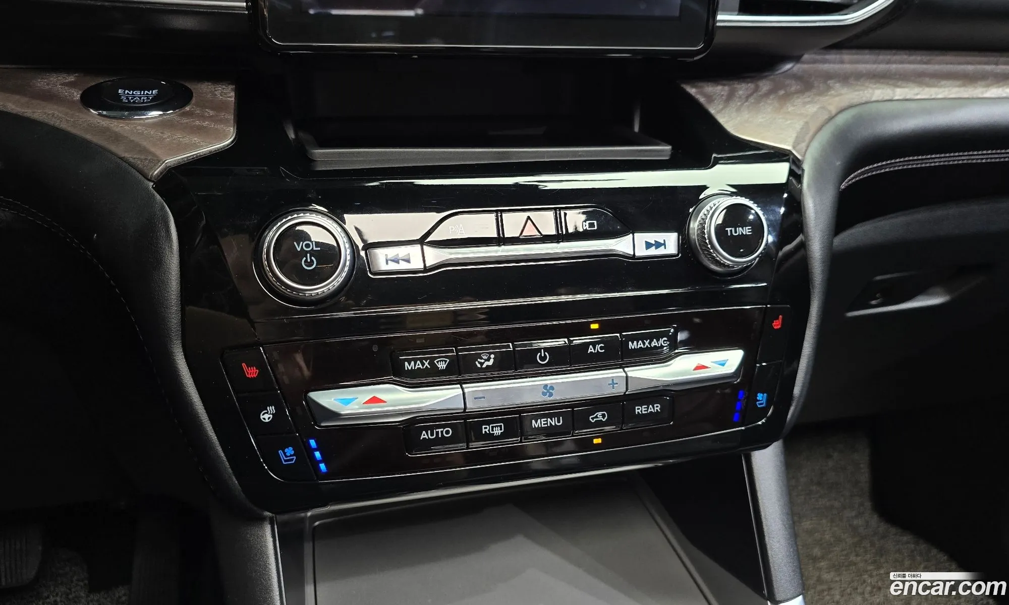 Ford Explorer 6th Gen 2022 1FM5K8HC5NGC25974 — 9