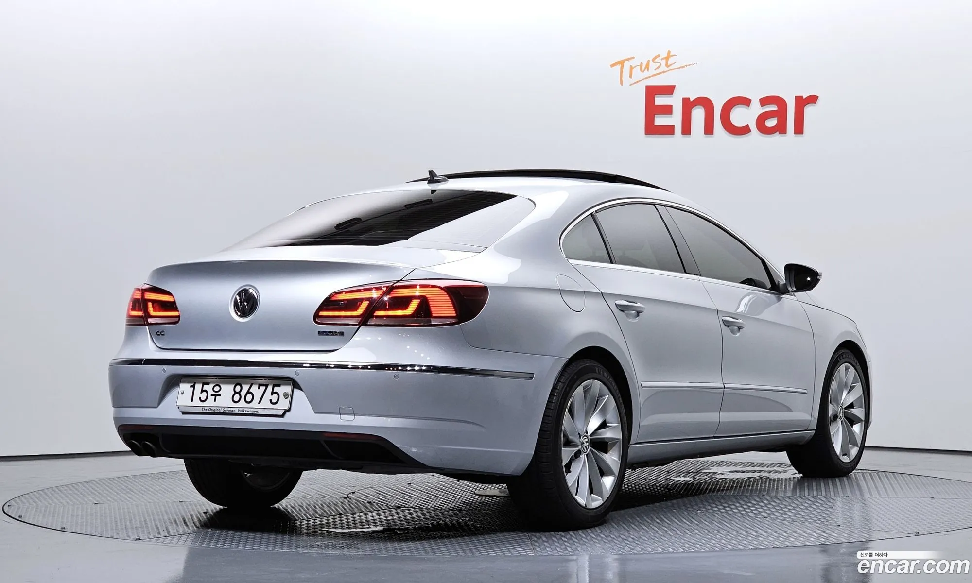 Volkswagen CC 2014 WVWZZZ3CZFE800944 — 8