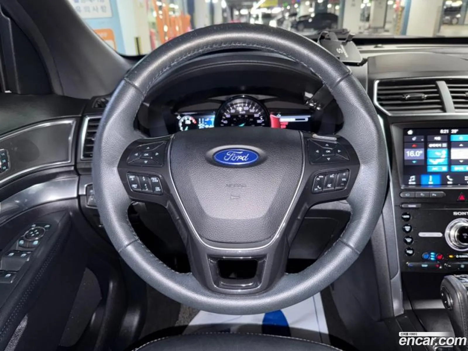 Ford Explorer 2019 — 6