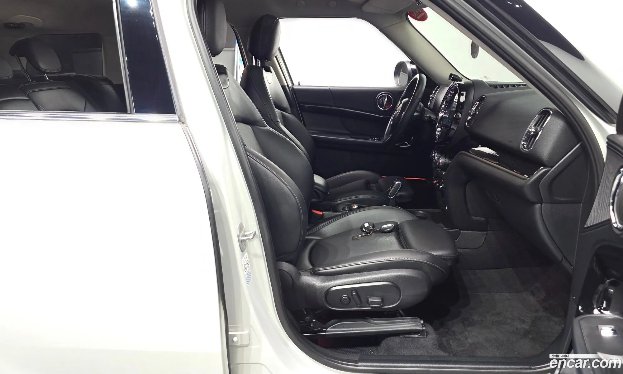 Mini Cooper D Countryman 2021 — 27