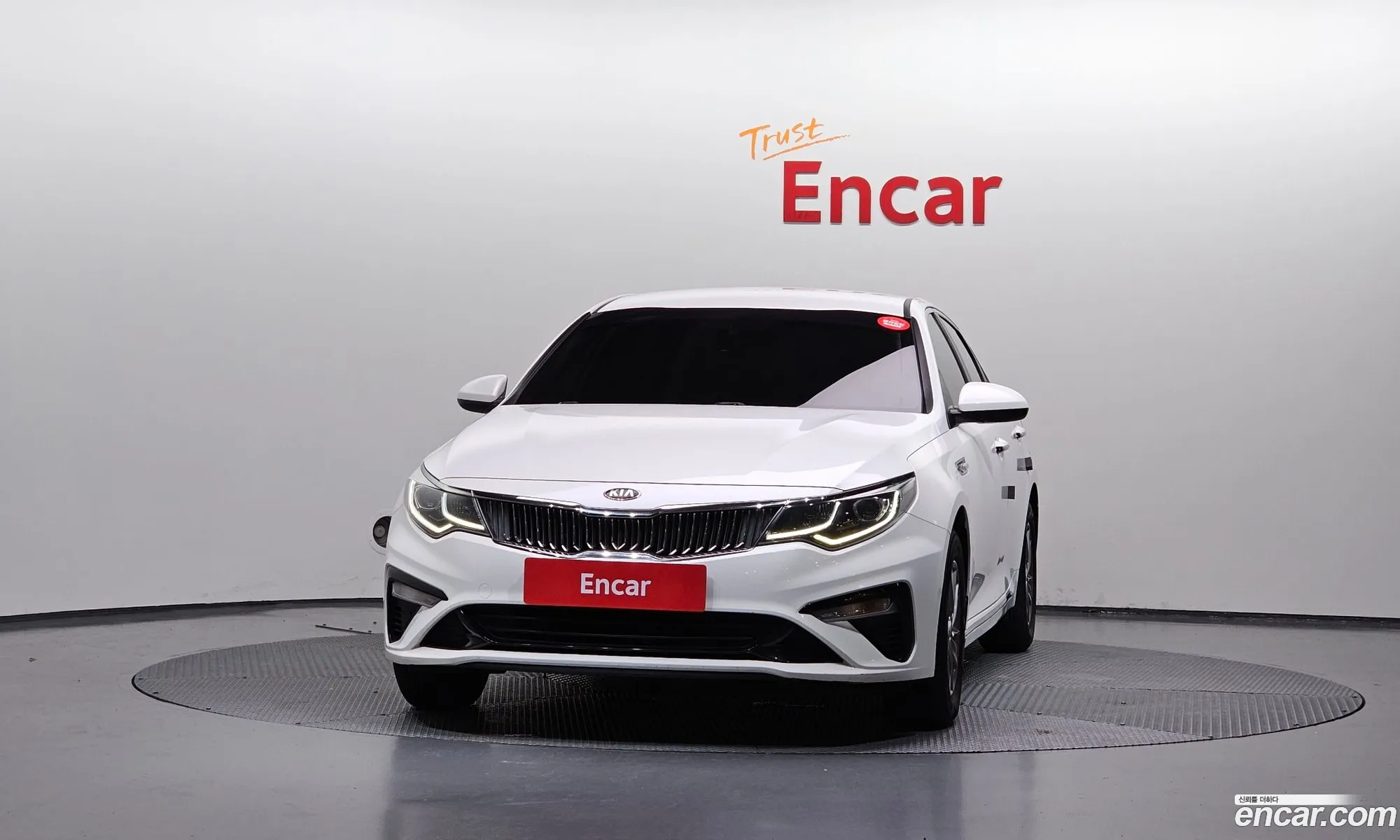 Kia K5 2018 KNAGS416BKA267124 — 10