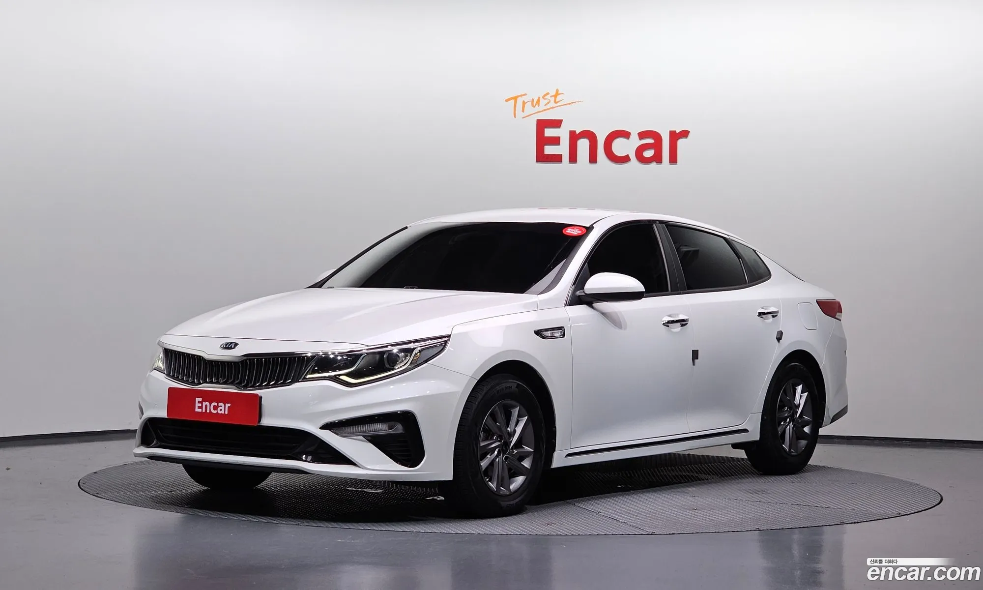 Kia K5 2018 KNAGS416BKA267124 — 2