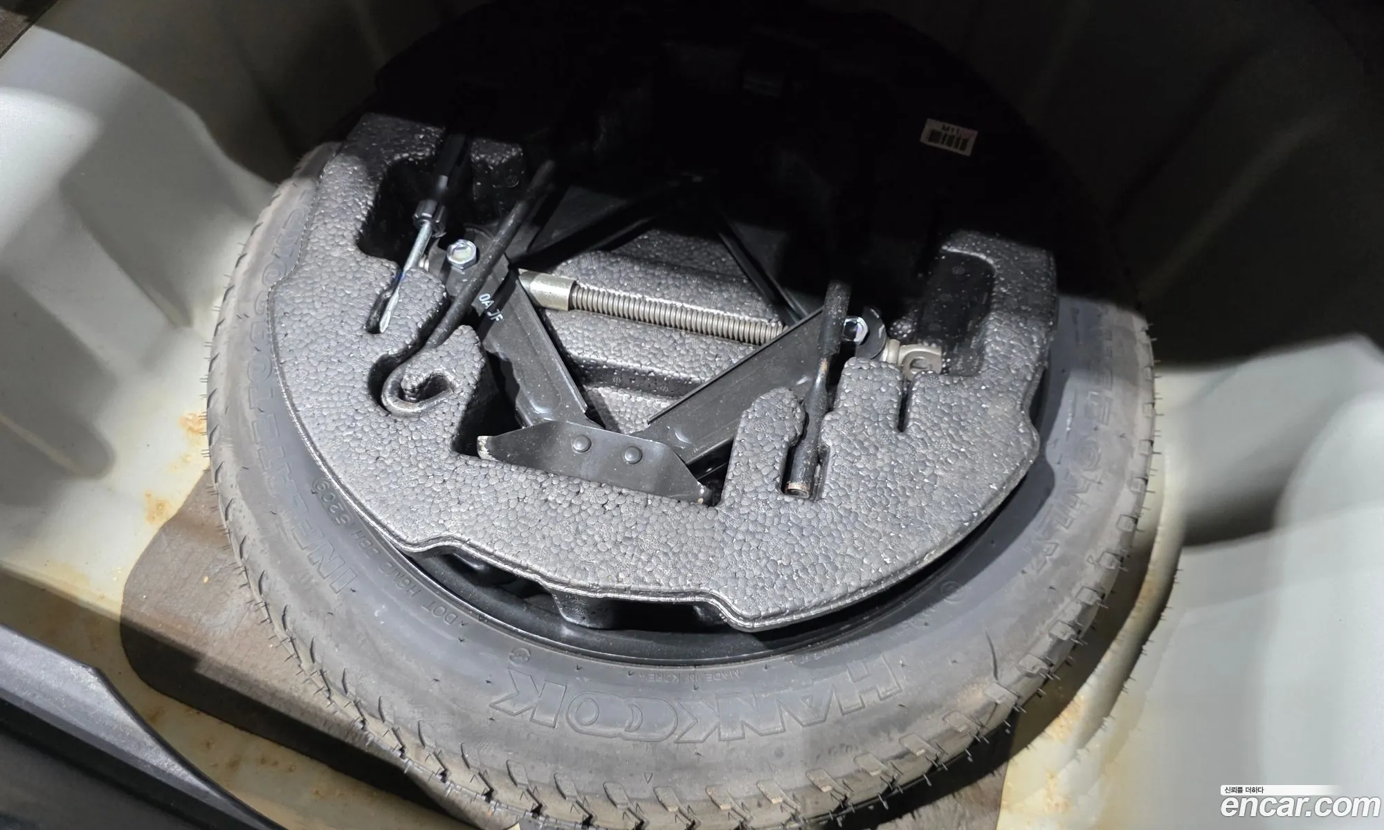 Hyundai YF Sonata 2010 KMHEC41MBAA075749 — 18