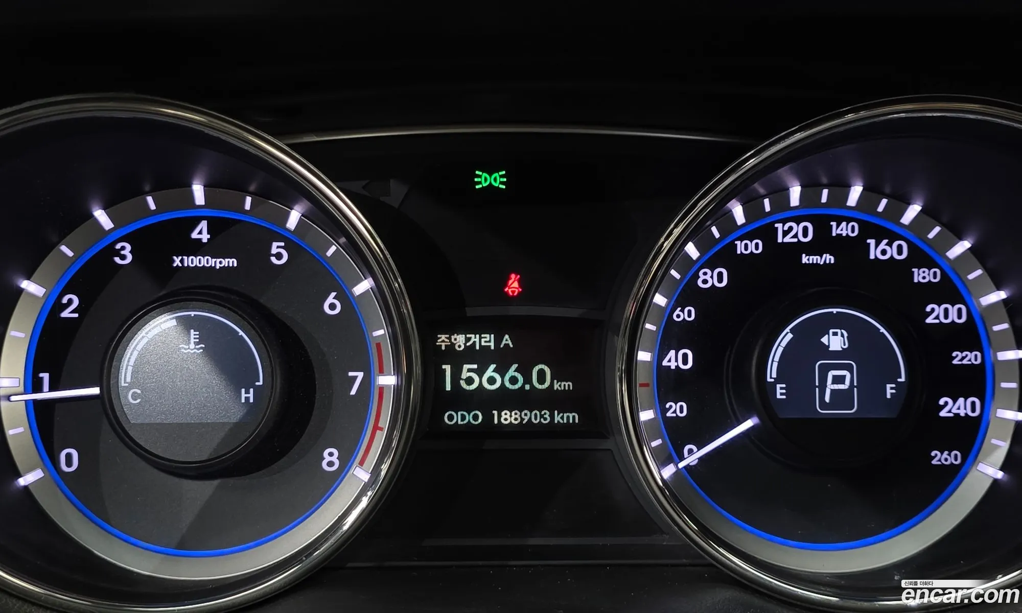 Hyundai YF Sonata