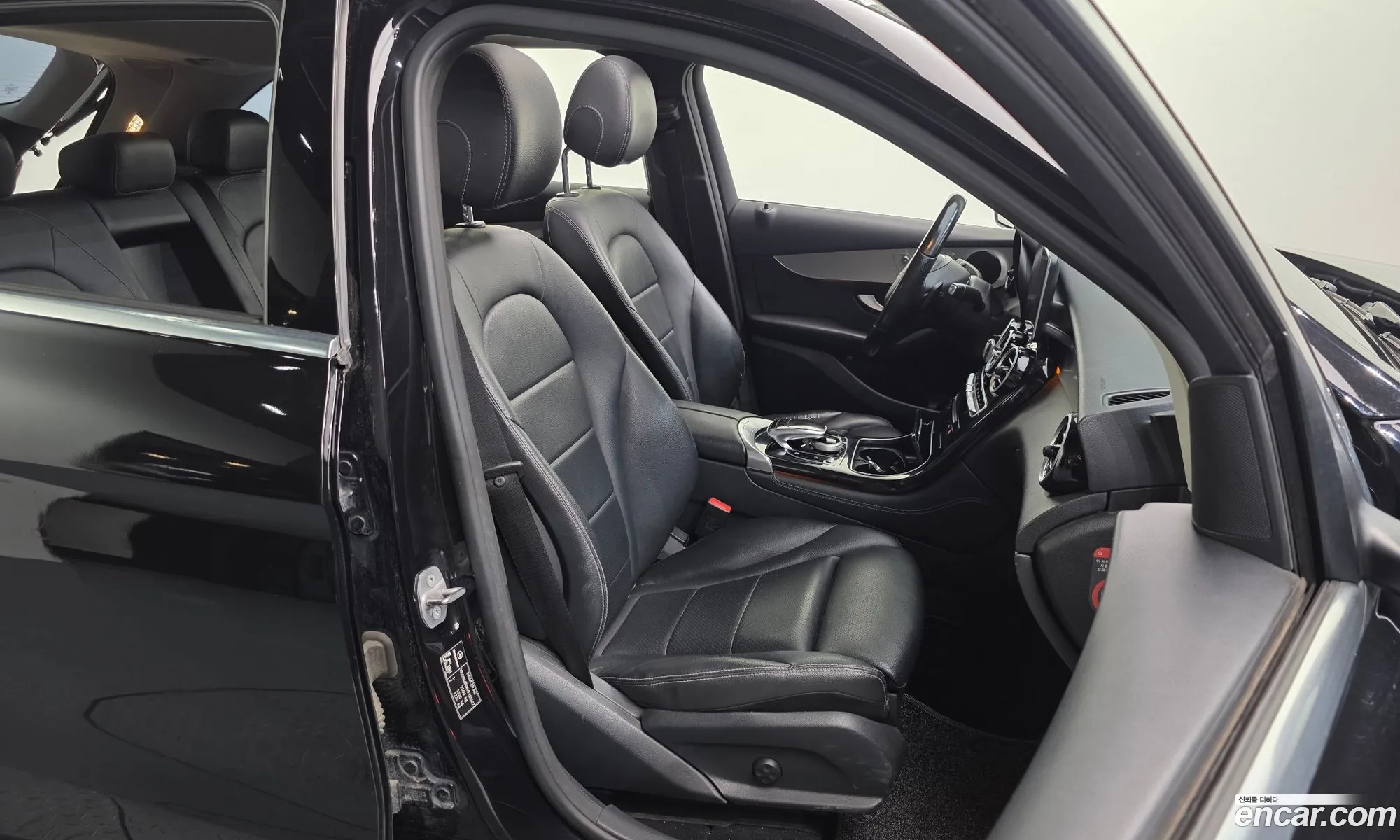 Mercedes-Benz GLC-Class X253 2016 WDC0G0FB4HF125607 — 10