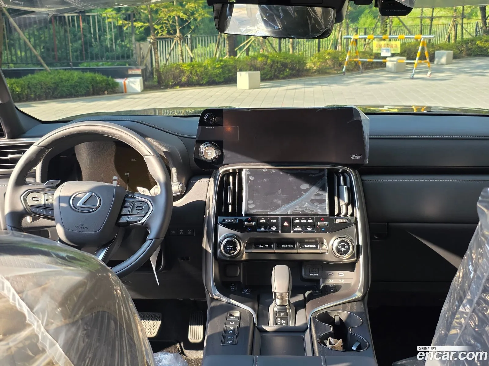 Lexus LX 2025 — 6