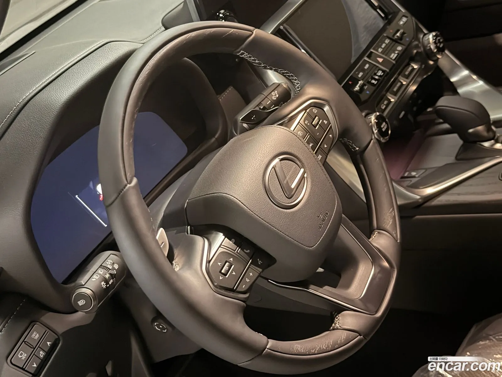 Lexus LX 2025 — 9