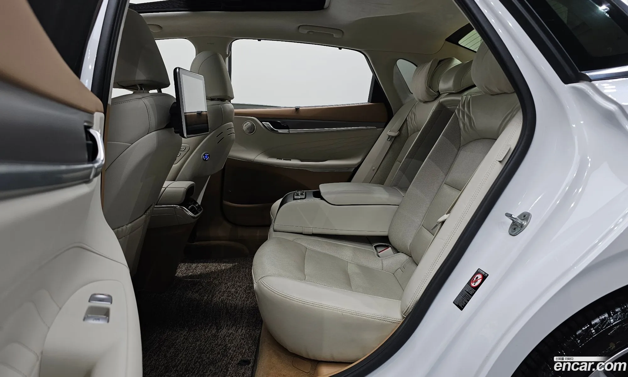 Hyundai Grandeur IG 2021 — 27
