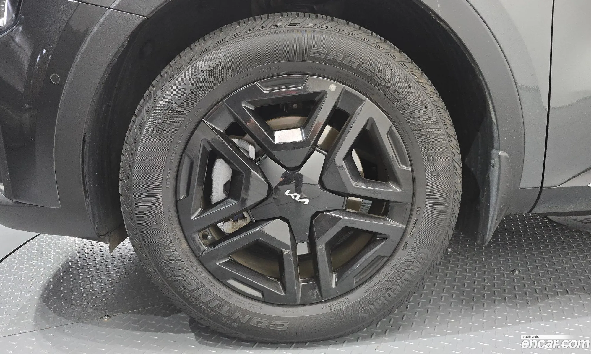Kia Sorento 2024 KNARH81GBRA307121 — 14