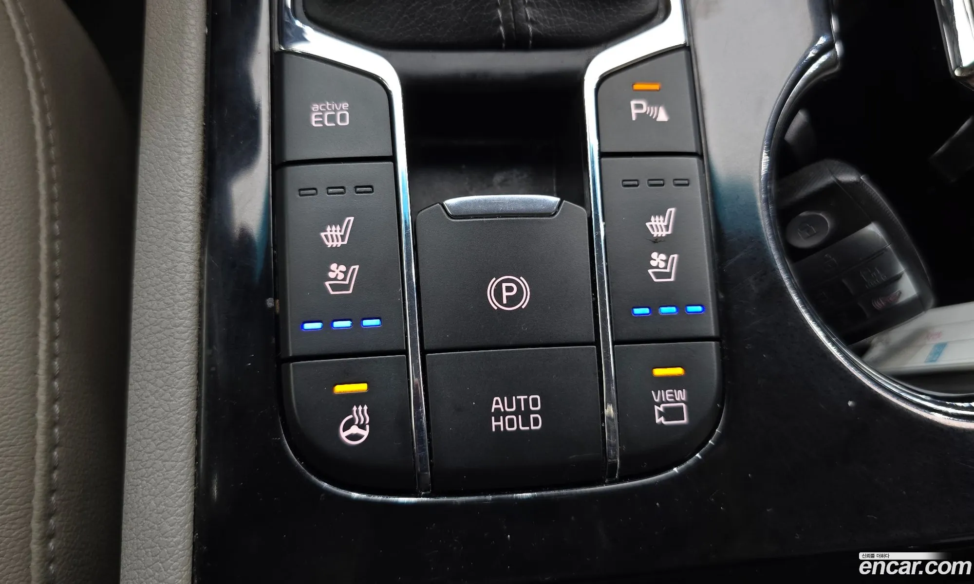 Kia Carnival 2018 KNAME81ABKS511749 — 7