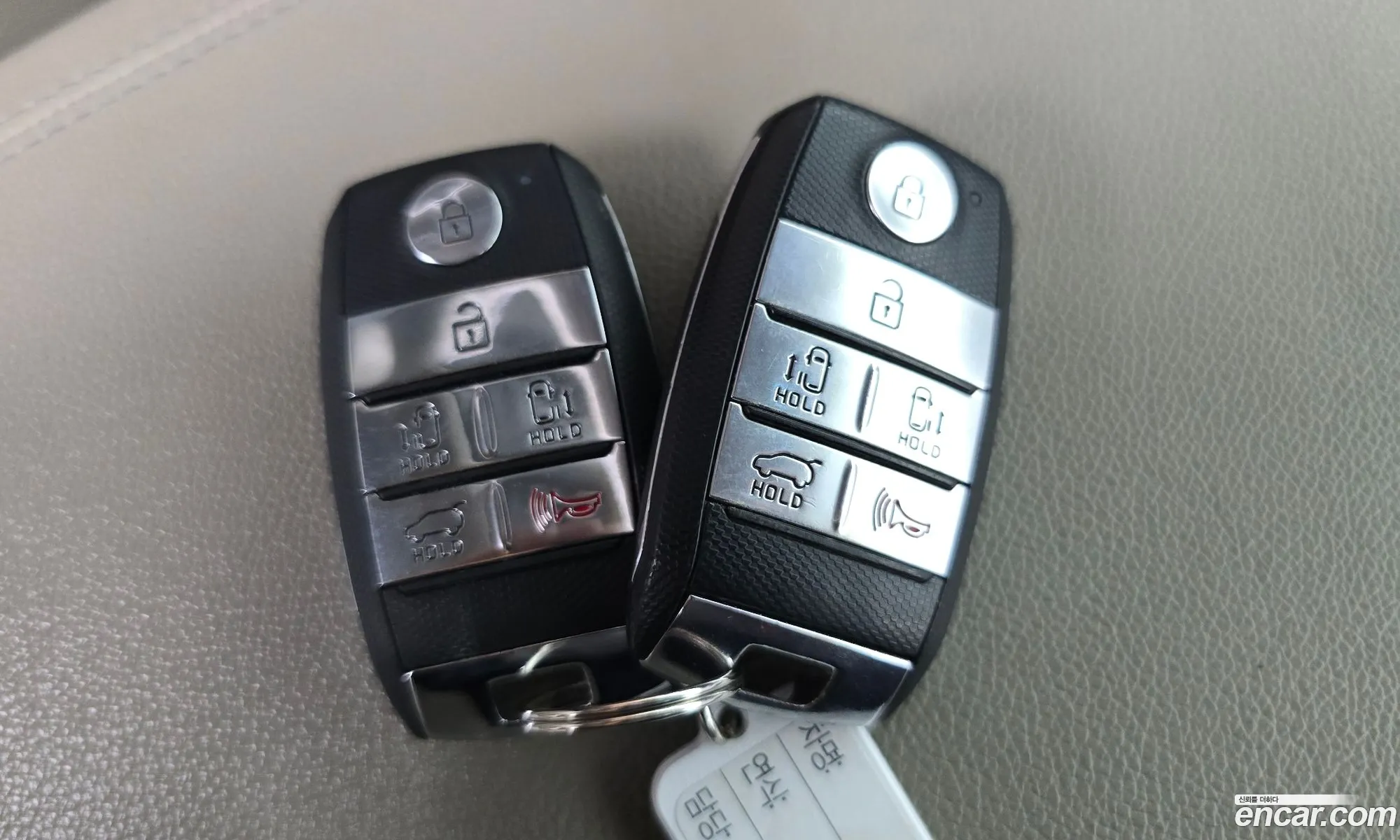 Kia Carnival 2018 KNAME81ABKS511749 — 31