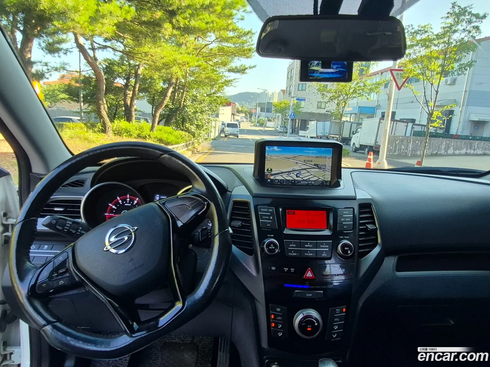 KG Mobility (SsangYong) Tivoli 2017 — 3