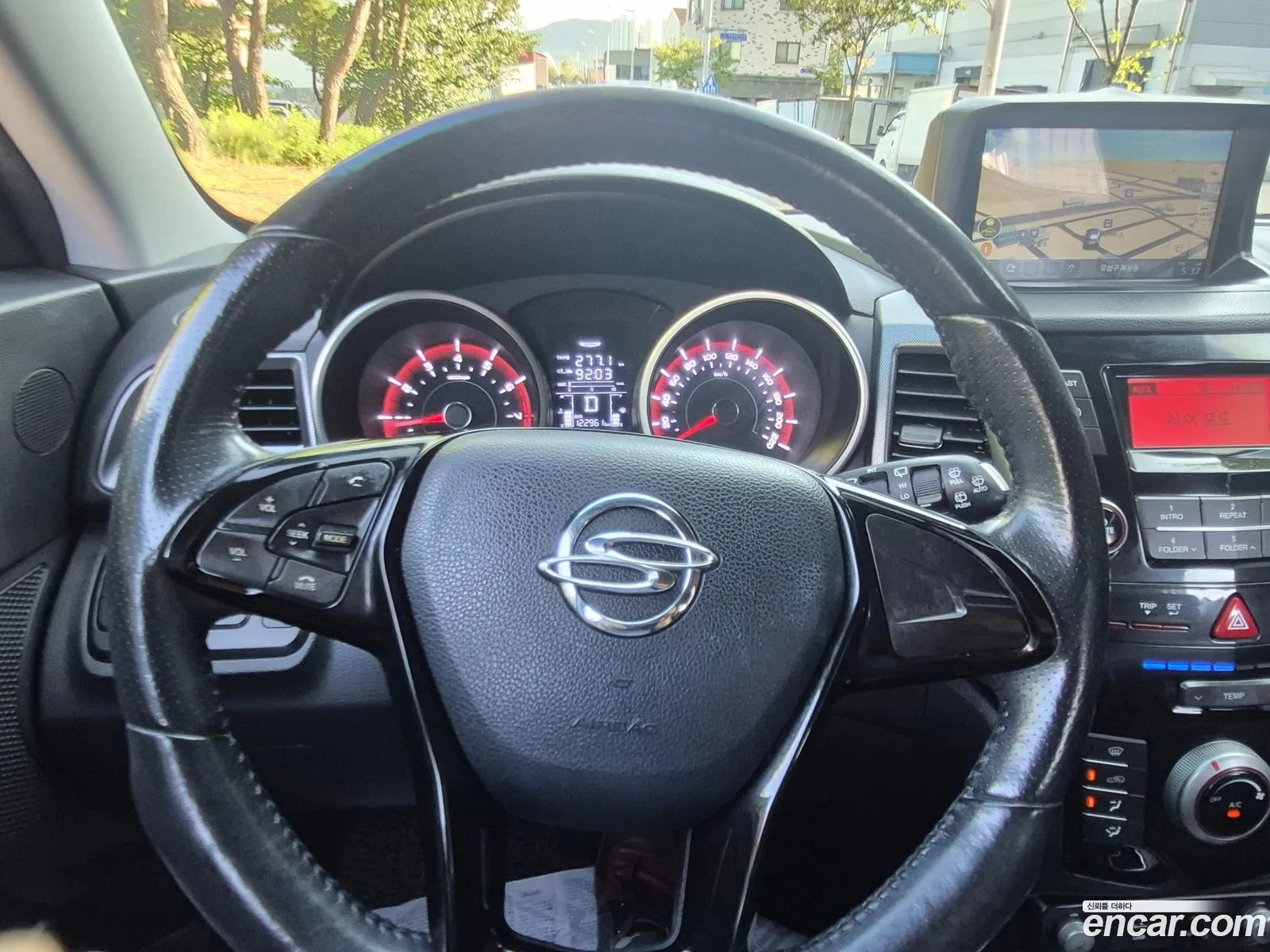 KG Mobility (SsangYong) Tivoli 2017 — 12