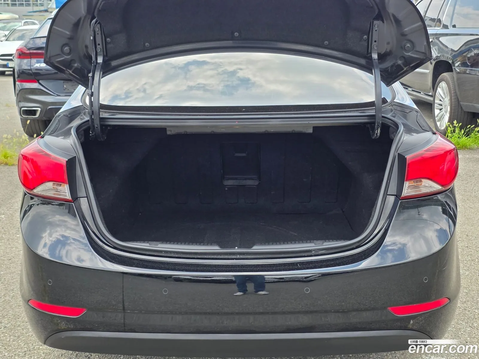 Hyundai Elantra 2015 — 14