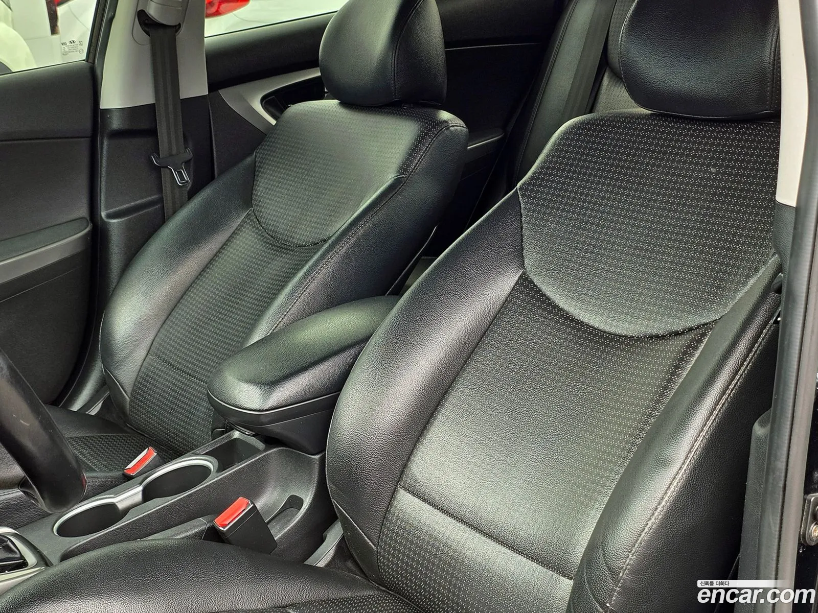 Hyundai Elantra 2015 — 19