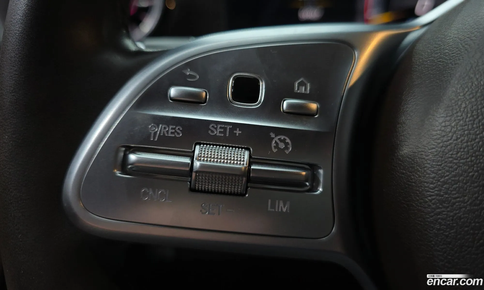 Mercedes-Benz CLS-Class C257 2020 — 32