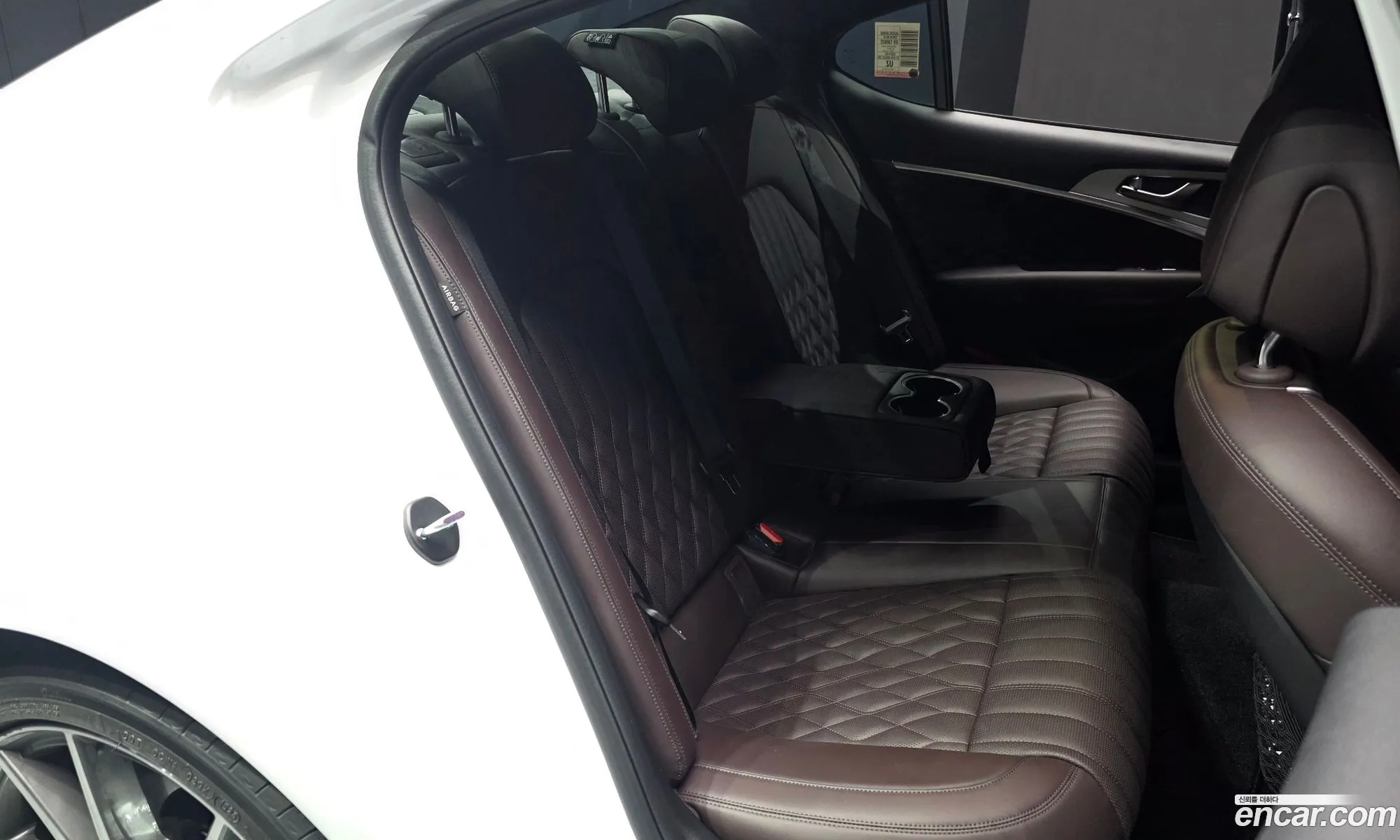 Genesis G70 2023 KMTG341CDRU130822 — 23