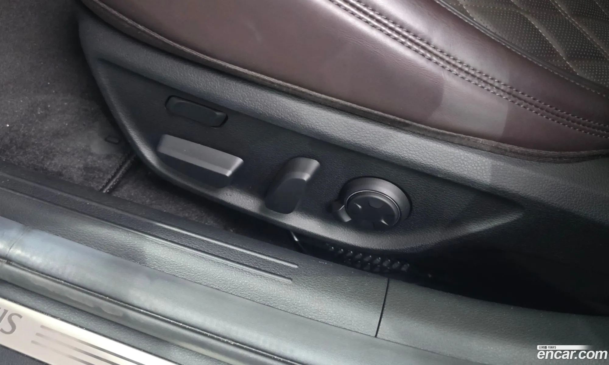 Genesis G70 2023 KMTG341CDRU130822 — 32