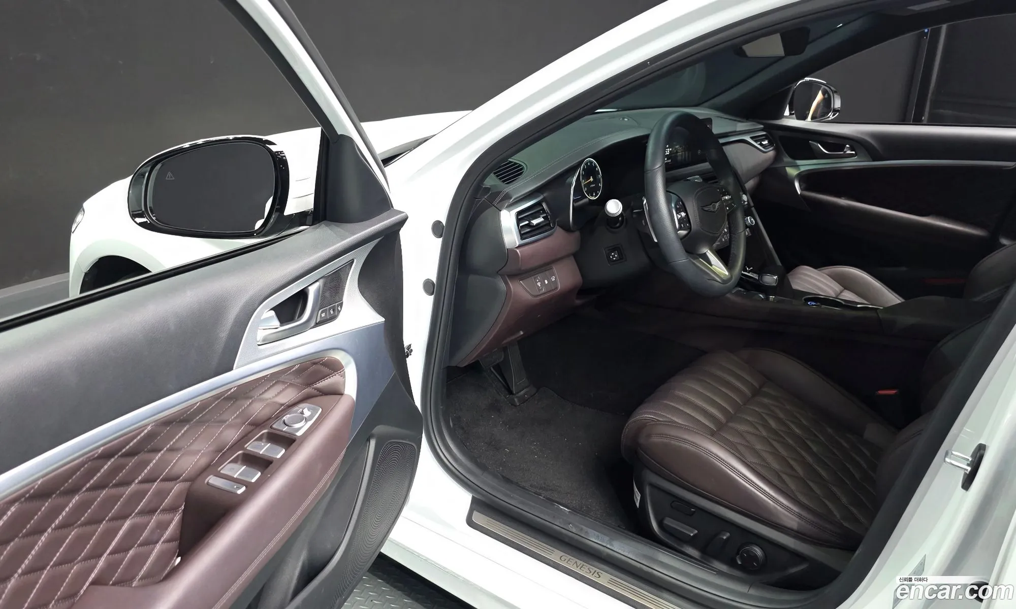 Genesis G70 2023 KMTG341CDRU130822 — 4