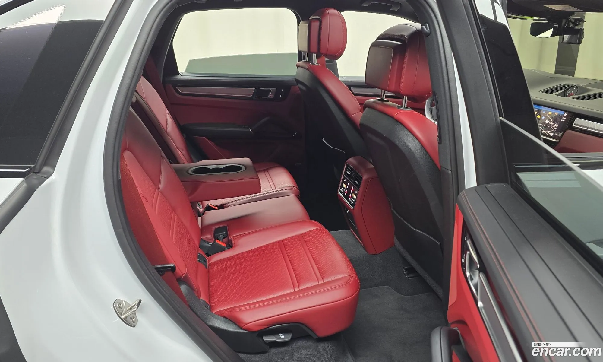 Porsche Cayenne 2023 — 23