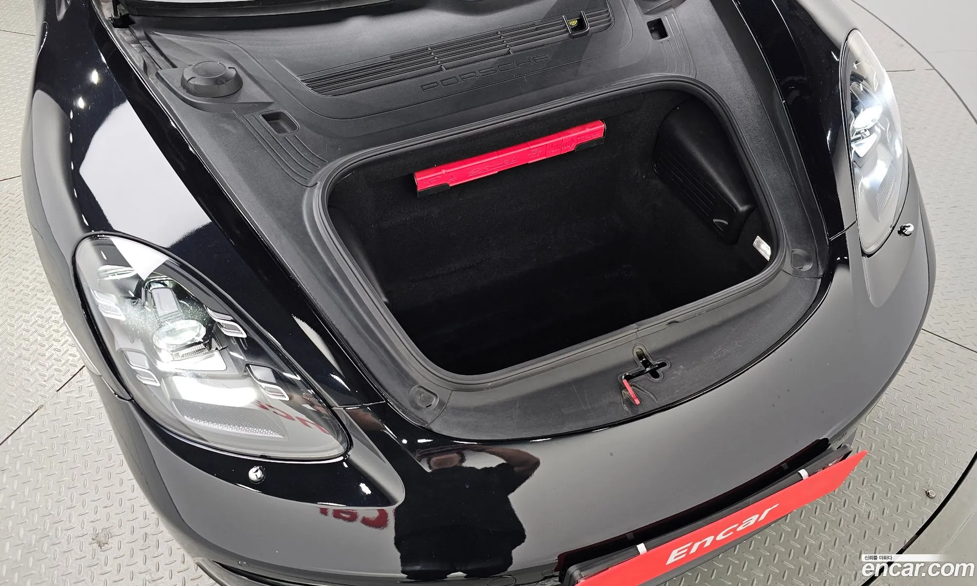 Porsche 718 Boxster 2016 WP0CB2985HS240253 — 19