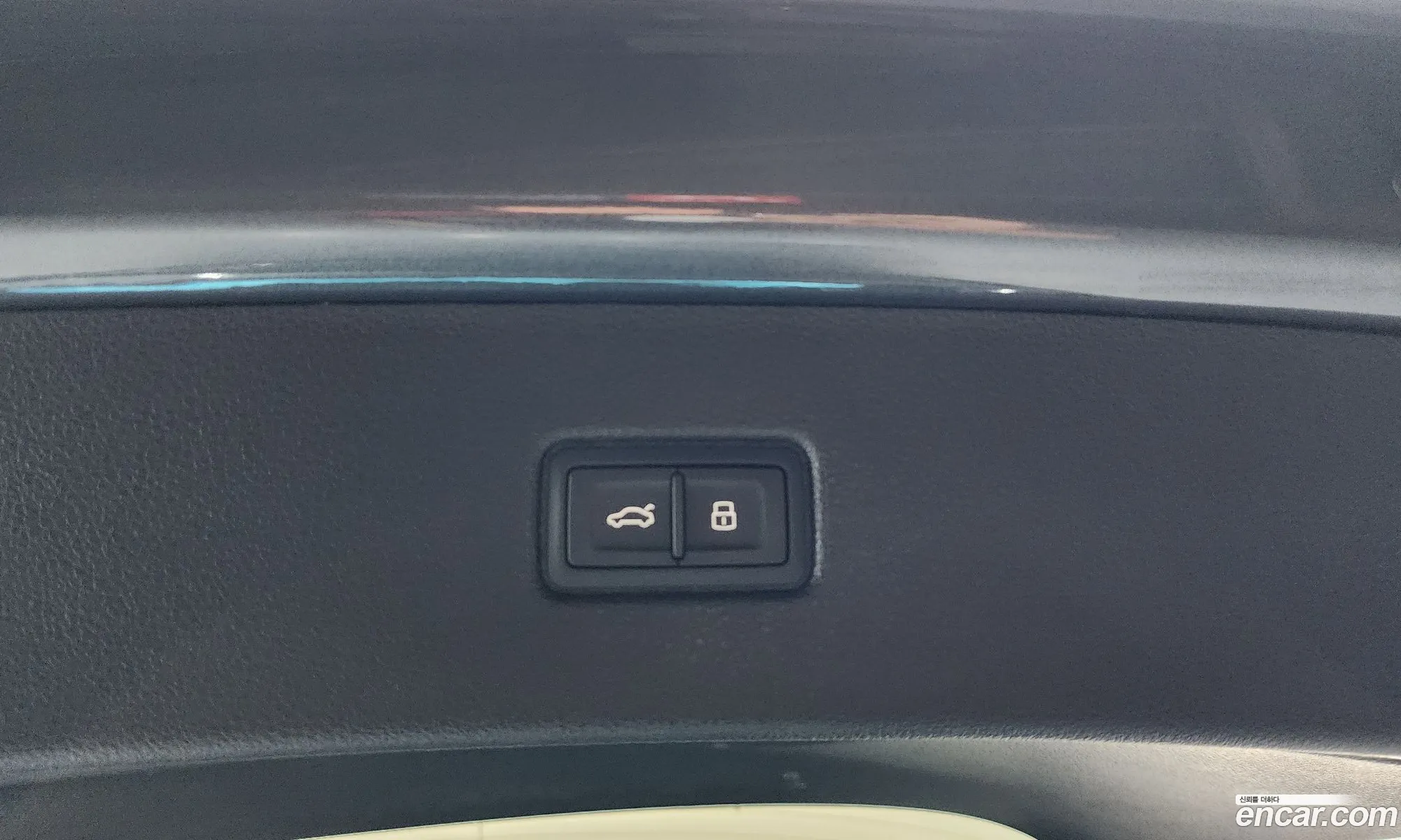 Audi SQ7 2025 — 19