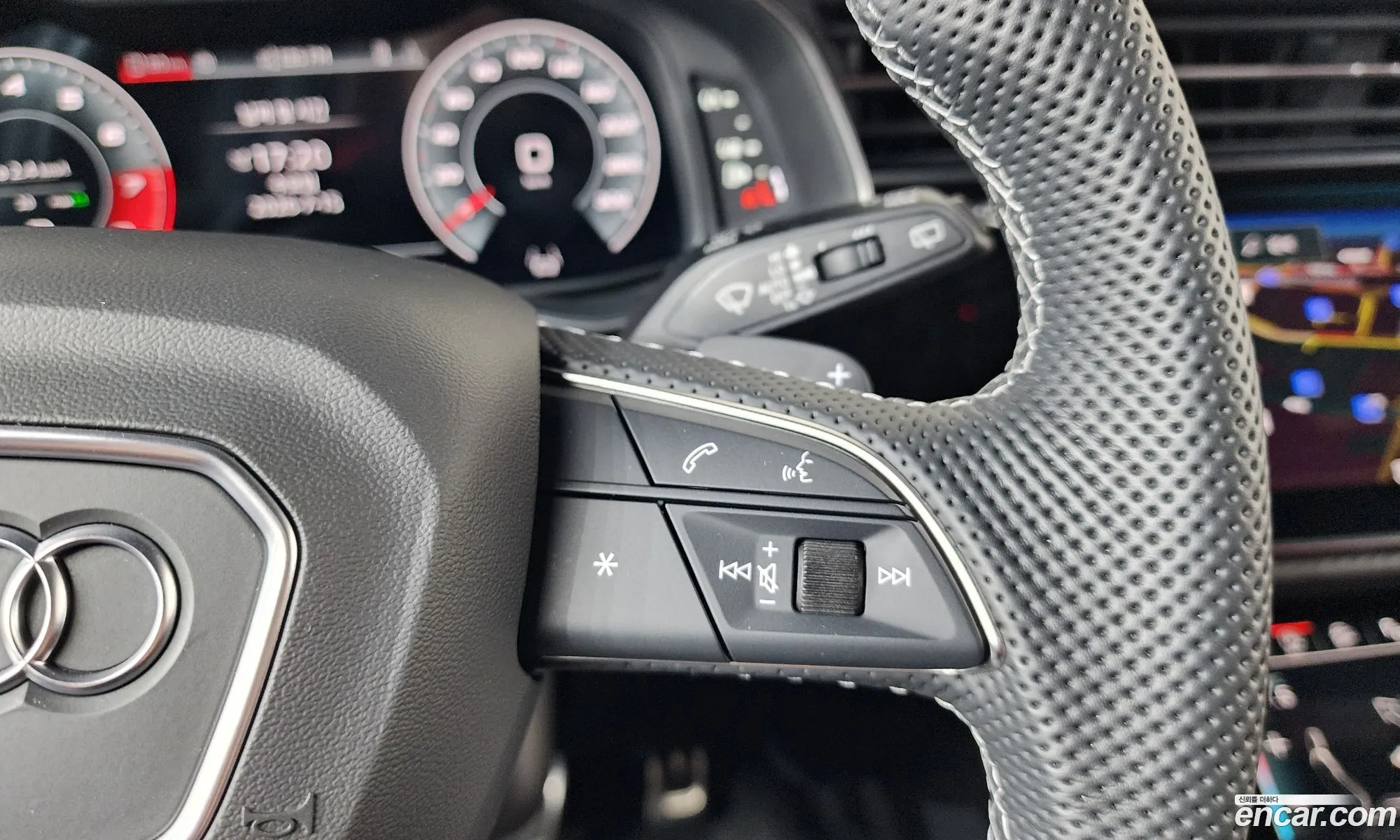 Audi SQ7 2025 — 5