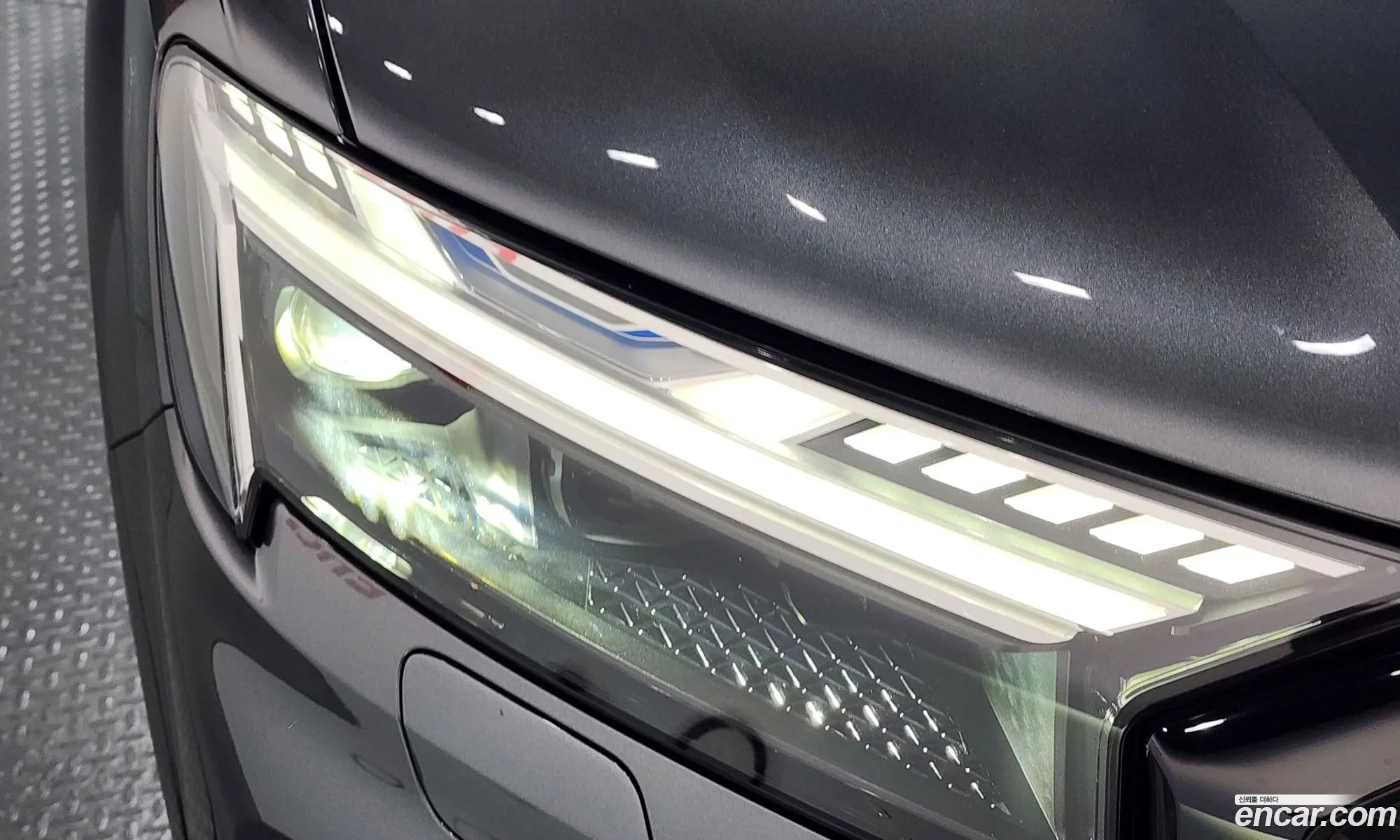 Audi SQ7 2025 — 30