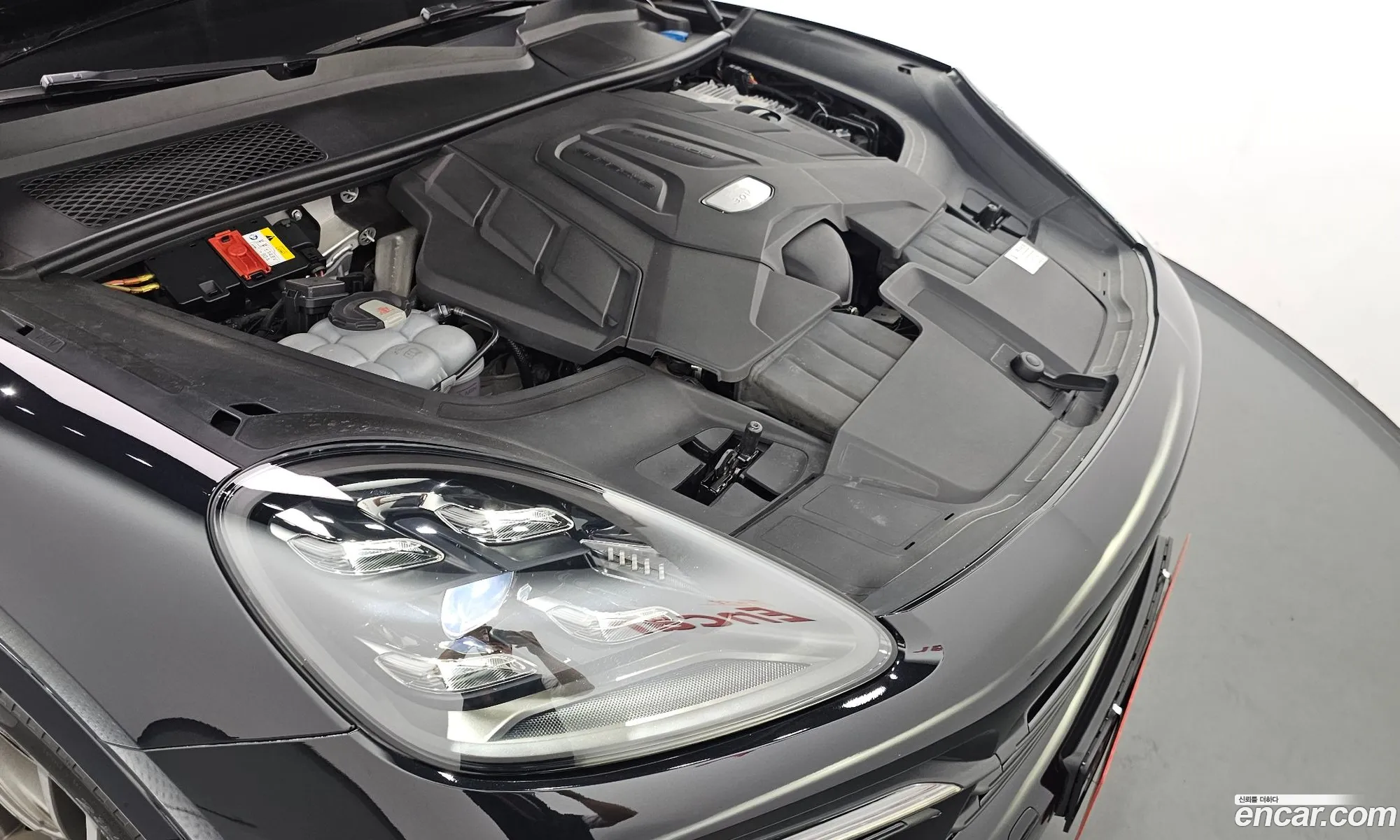 Porsche Cayenne 2019 WP1AA29Y3KDA23885 — 32
